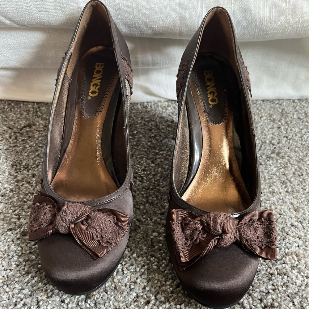 Bongo heels